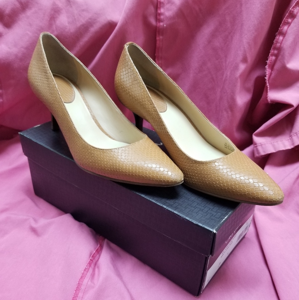Cole Haan Air Miranda pump